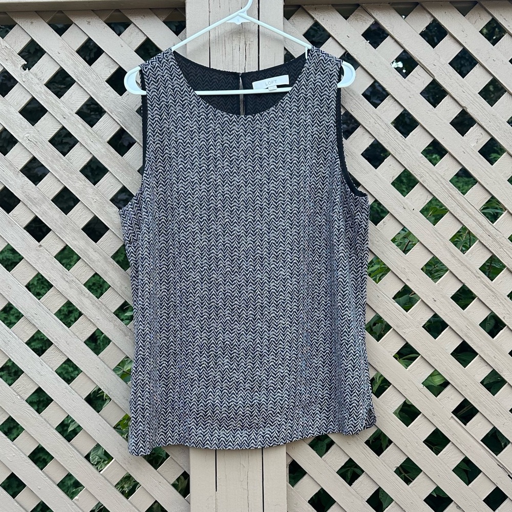 LOFT Patterned Sleeveless Blouse - XL
